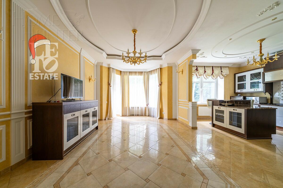 2-этажный коттедж 700 м² с отделкой