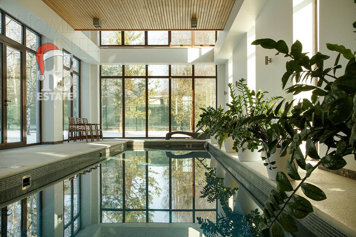 2-этажный коттедж 535 м² с отделкой