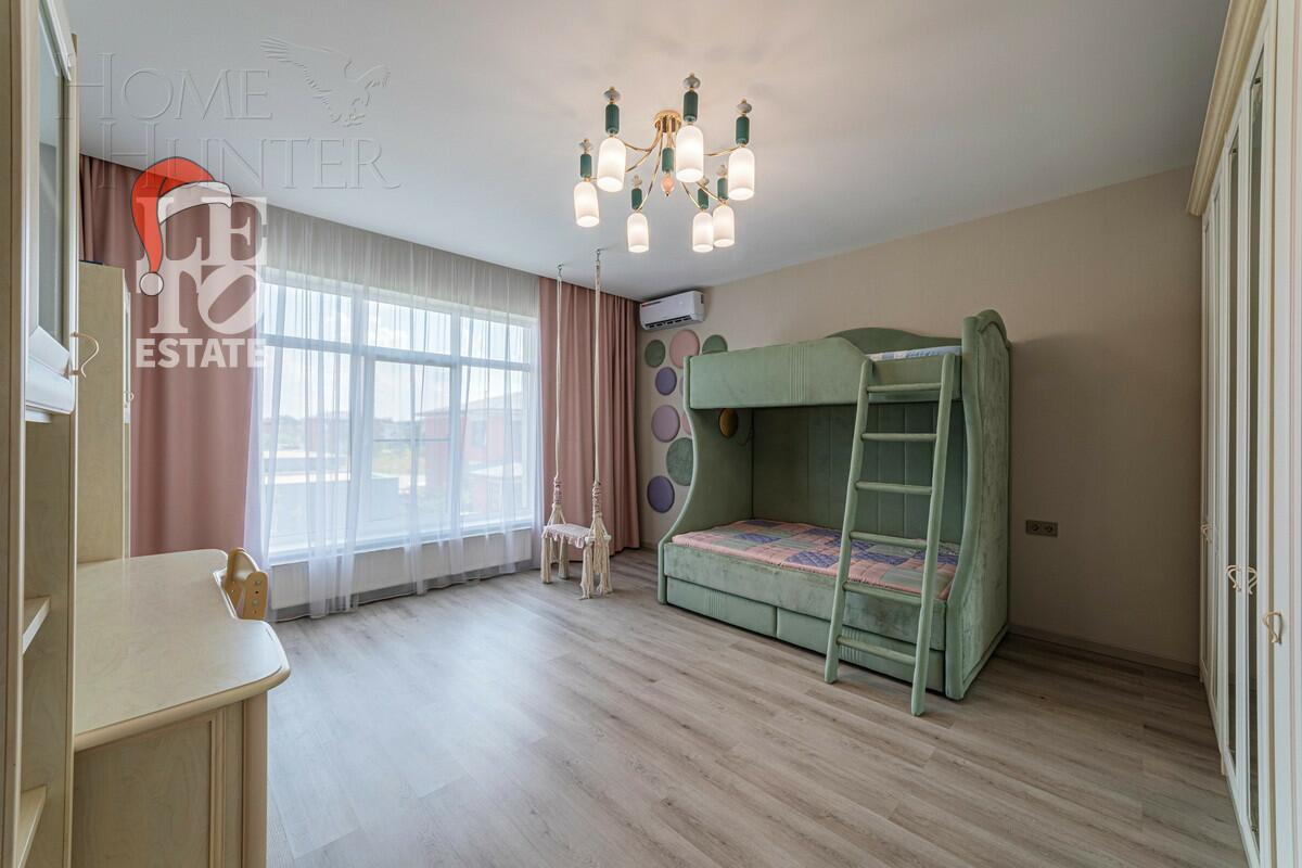 2-этажный коттедж 241 м² с отделкой