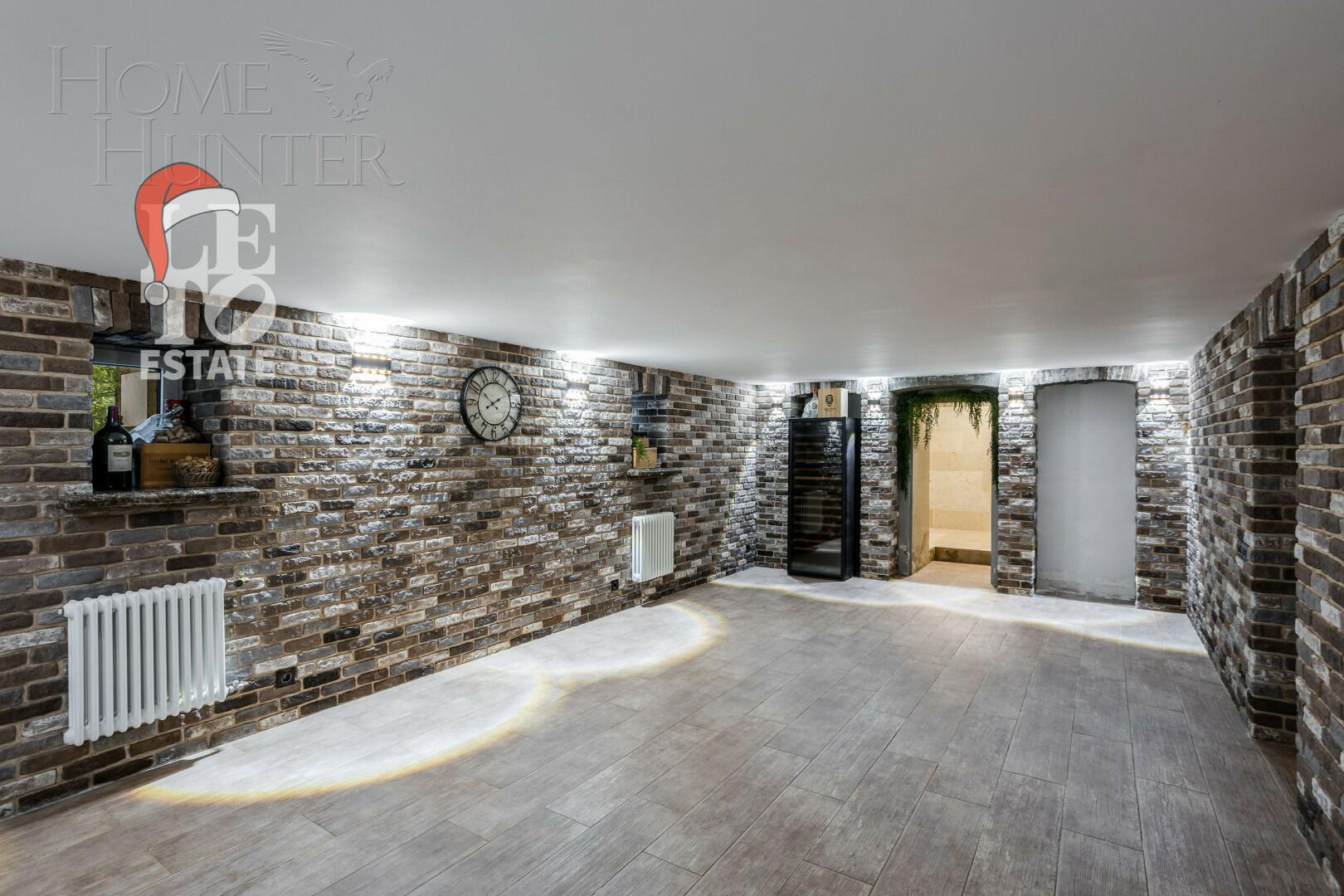 2-этажный коттедж 800 м² с отделкой