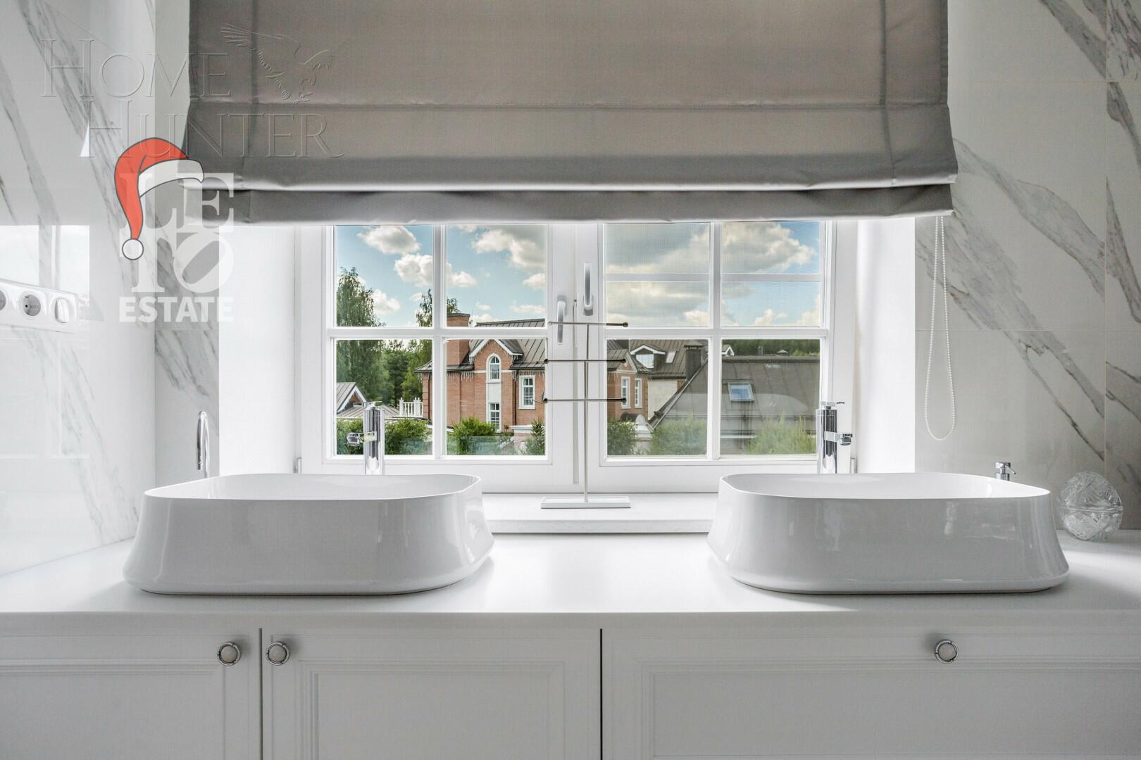 3-этажный коттедж 550 м² с отделкой