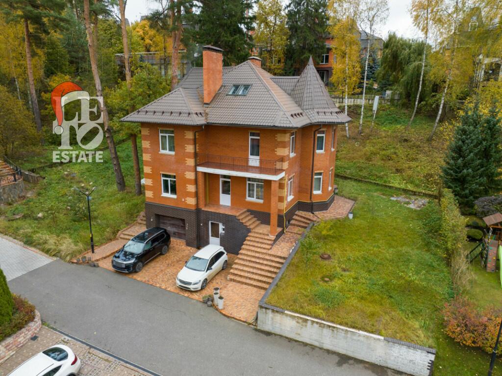 2-этажный коттедж 440.2 м² с отделкой