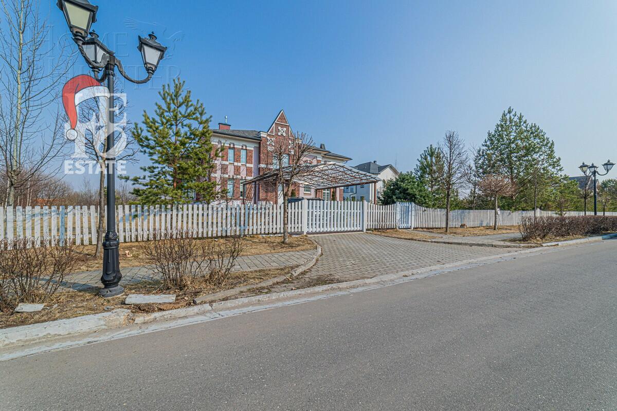 2-этажный коттедж 343.5 м² с отделкой