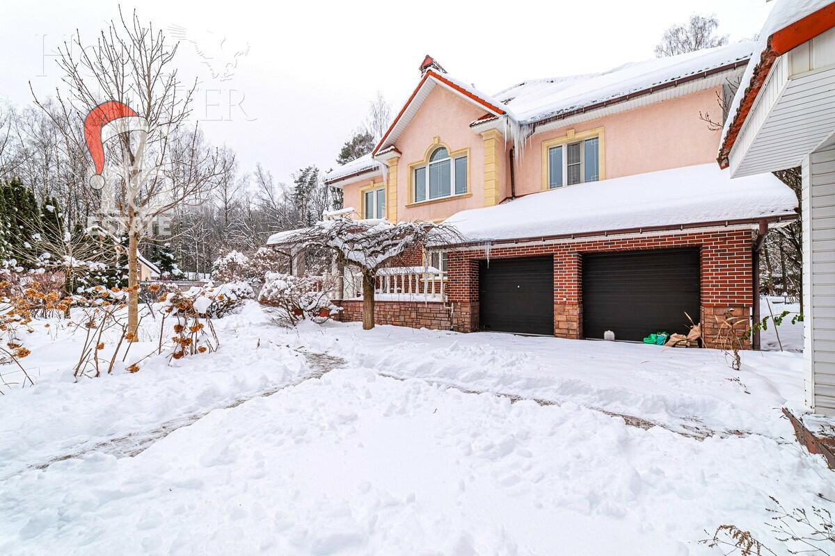 3-этажный коттедж 742 м² с отделкой