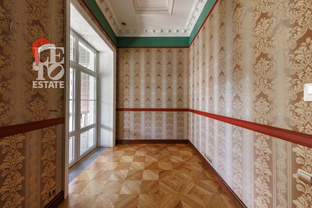 2-этажный коттедж 1 556 м² с отделкой