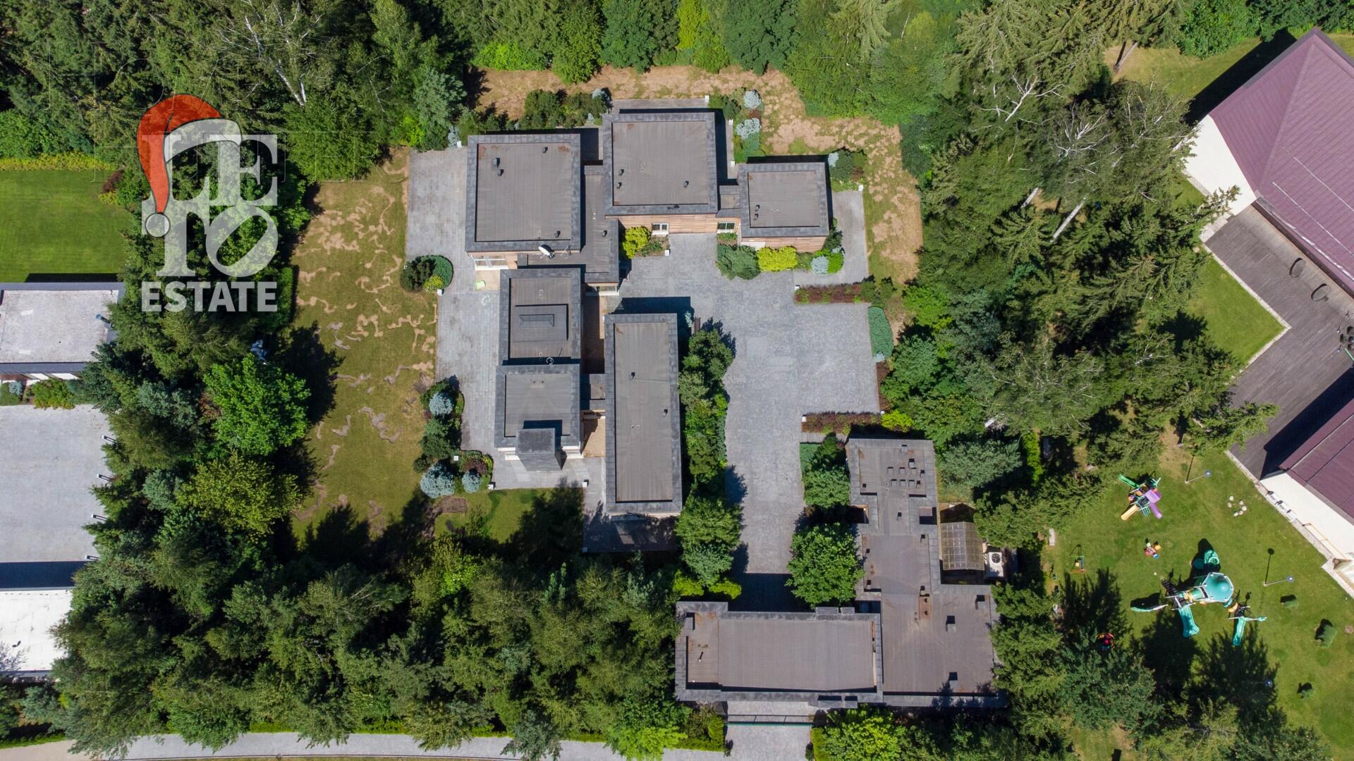 1-этажный коттедж 650 м² с отделкой