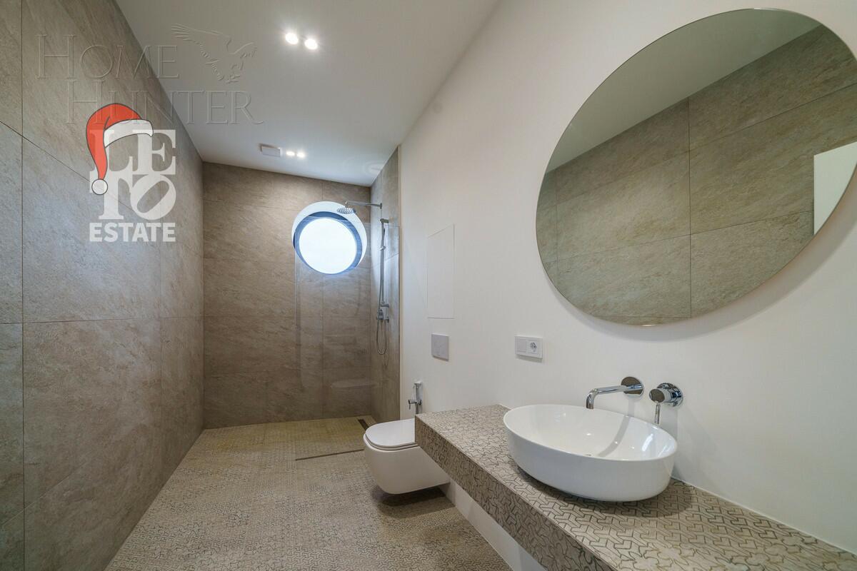 2-этажный коттедж 530 м² с отделкой