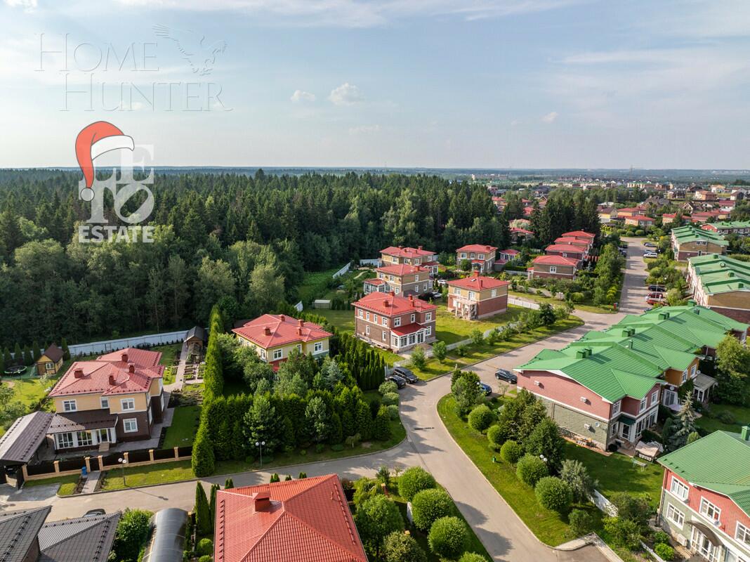 3-этажный коттедж 500 м² с отделкой