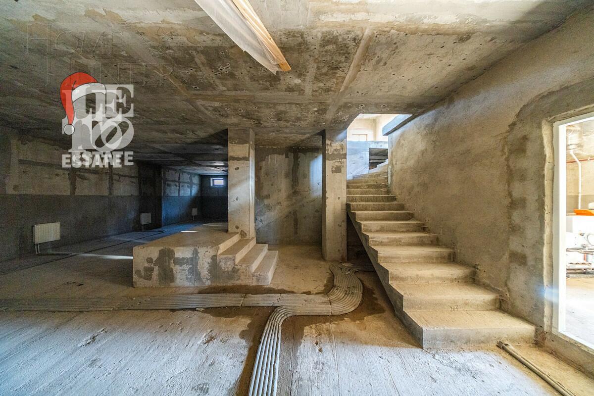 2-этажный коттедж 680 м² без отделки