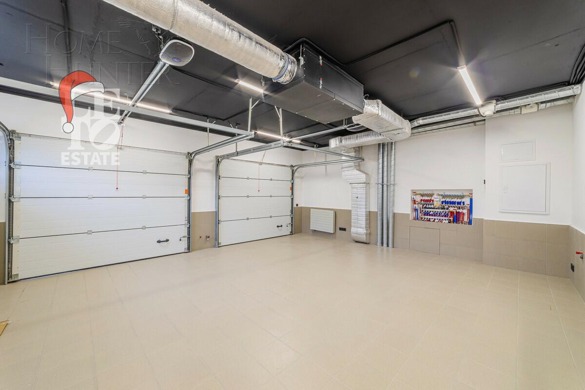 2-этажный коттедж 693 м² с отделкой