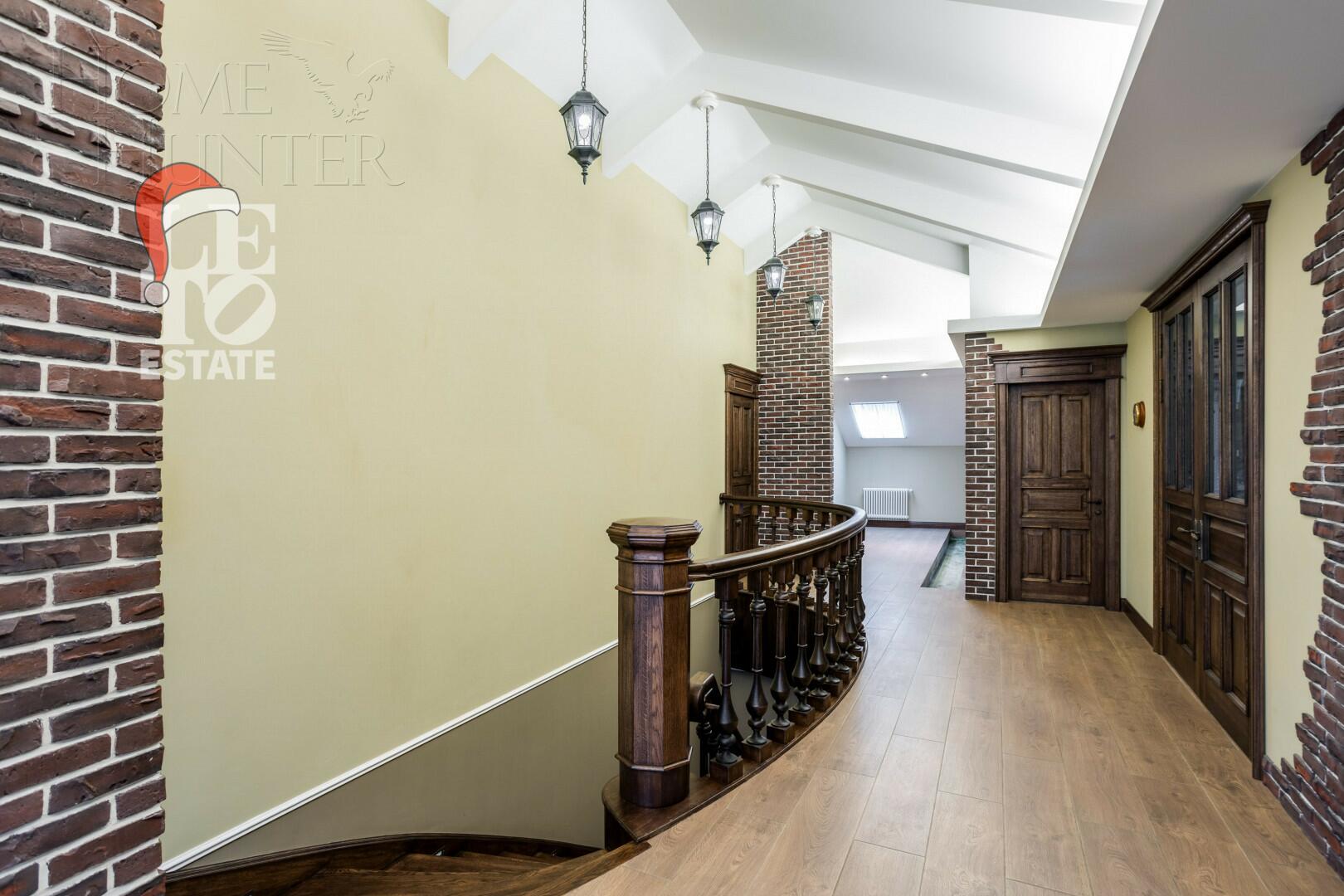 2-этажный коттедж 800 м² с отделкой