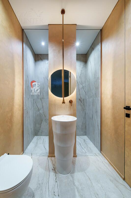 3-этажный таунхаус 238 м² с отделкой