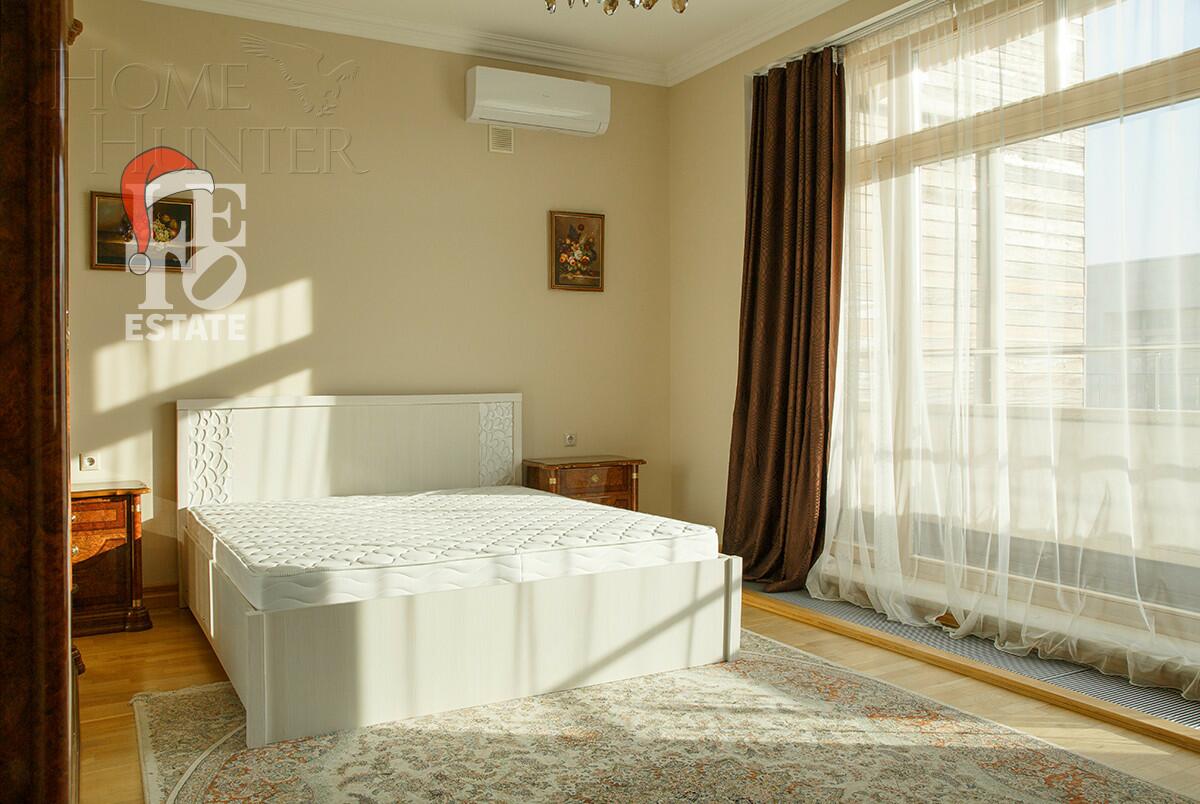 3-этажный таунхаус 264.6 м² с отделкой