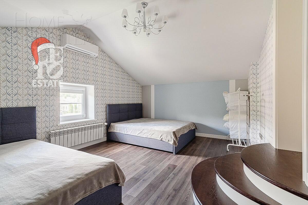 2-этажный коттедж 700 м² с отделкой