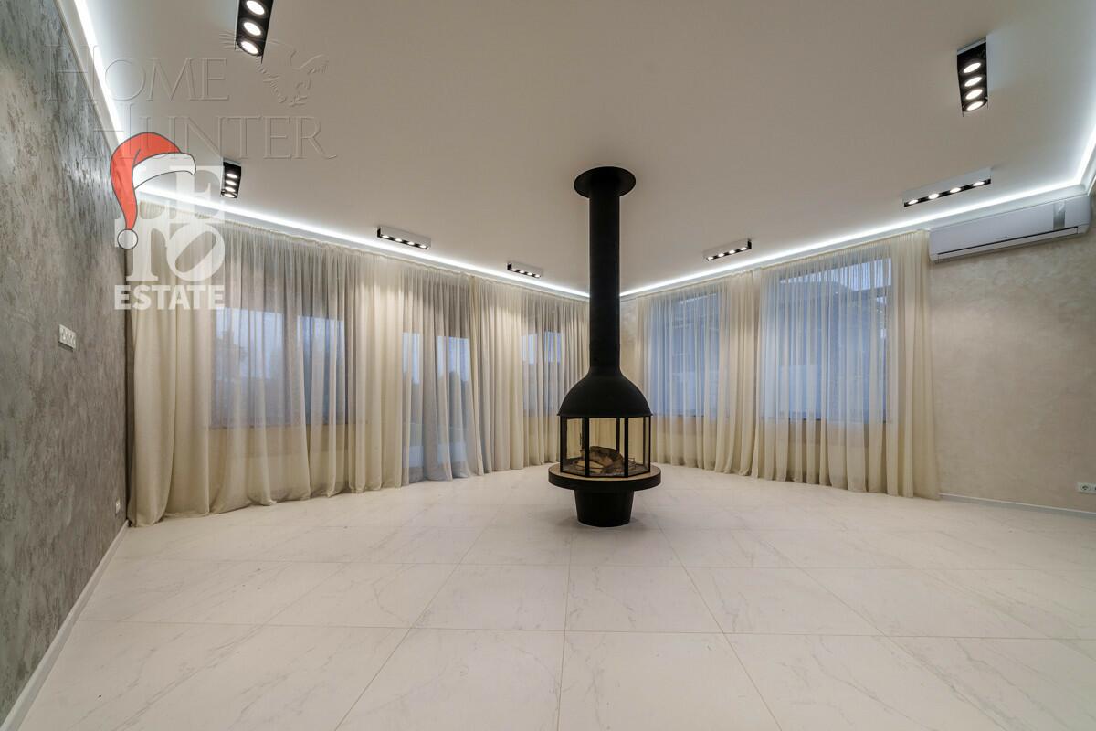 2-этажный коттедж 400 м² с отделкой