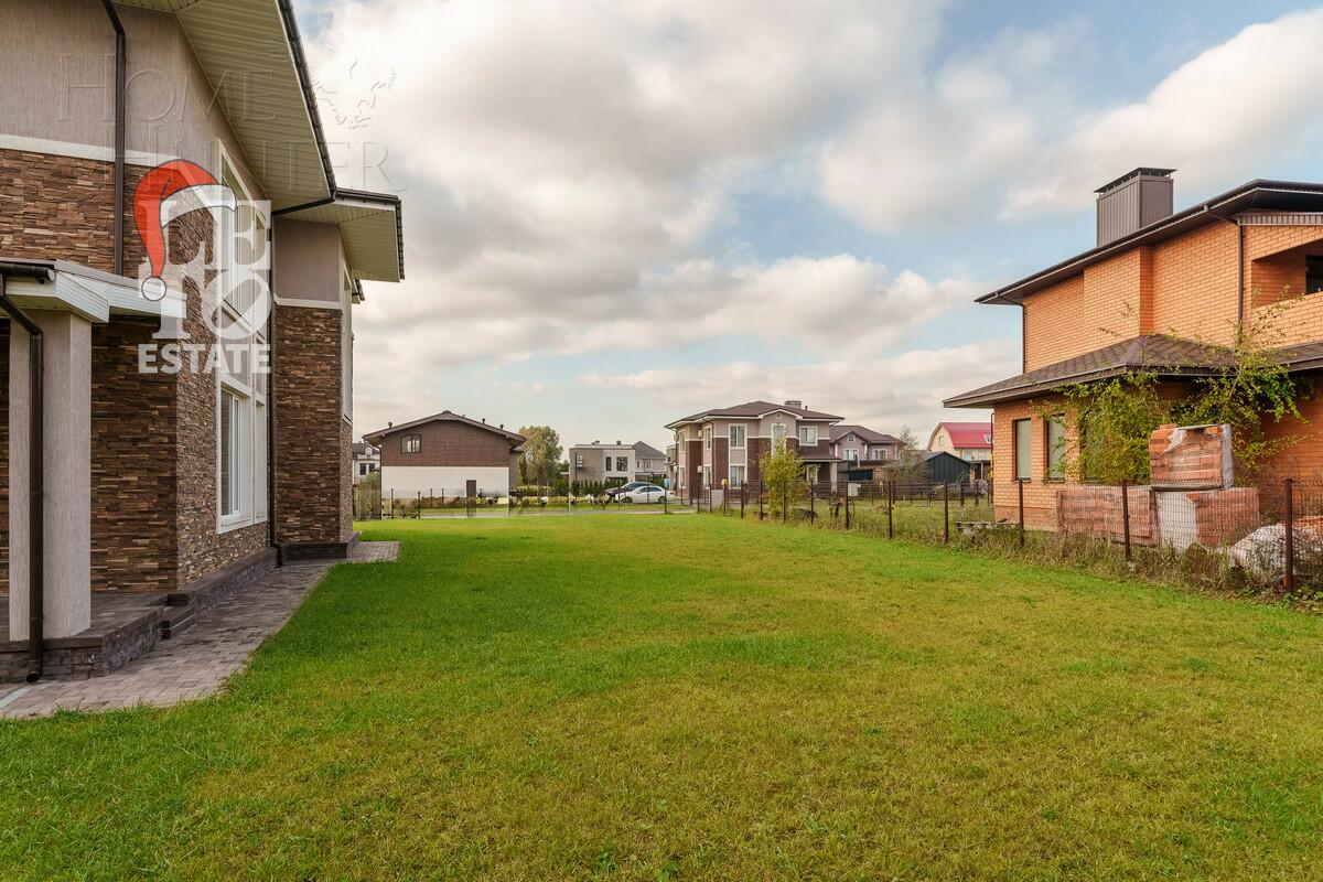 2-этажный коттедж 307 м² с отделкой