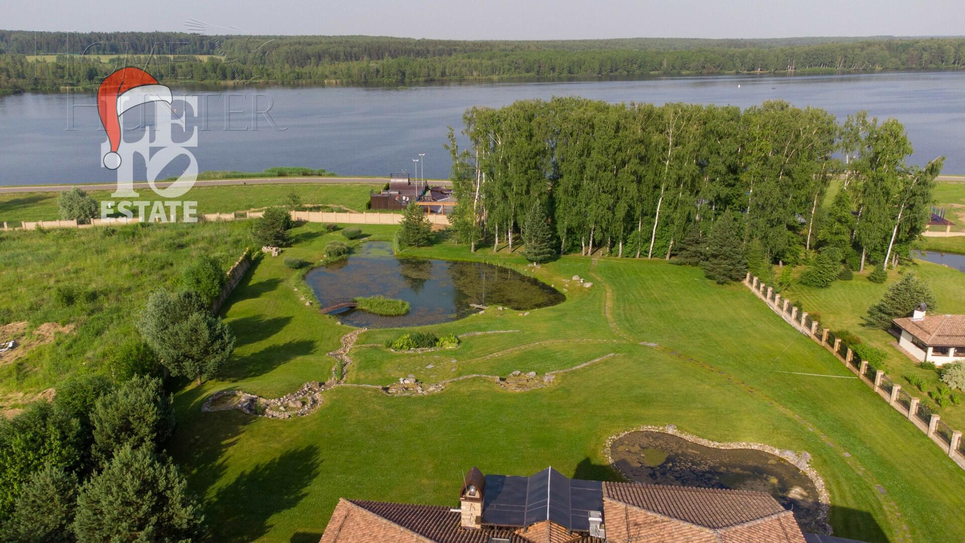 3-этажный коттедж 1 500 м² с отделкой