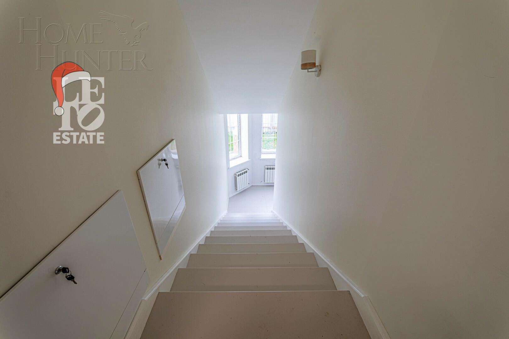 2-этажный коттедж 260 м² с отделкой