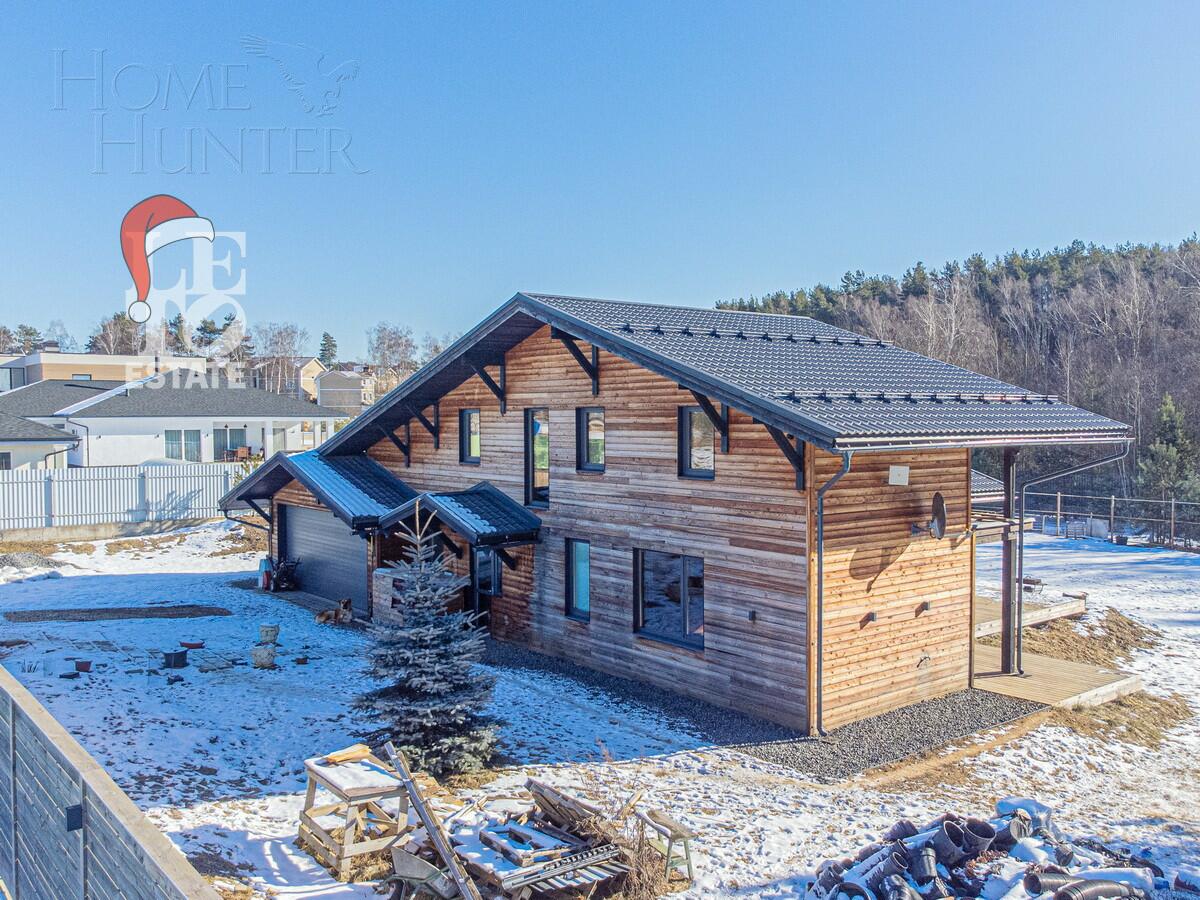 2-этажный коттедж 220 м² с отделкой