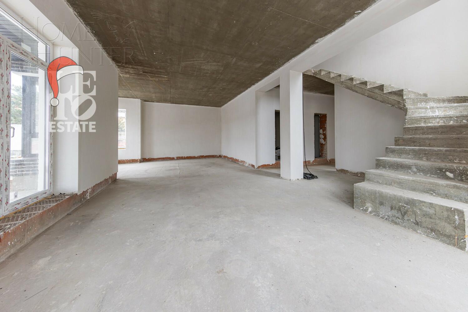 2-этажный коттедж 240 м² без отделки