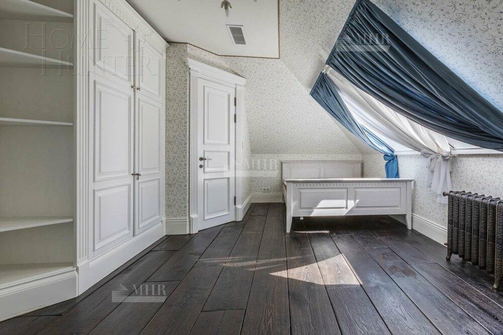 КОТТЕДЖ 1 000 м² с отделкой