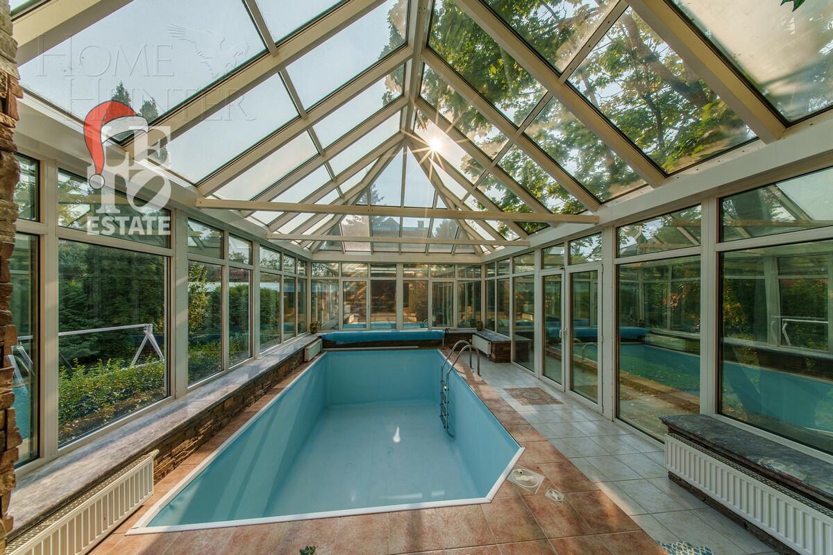 3-этажный коттедж 475 м² с отделкой