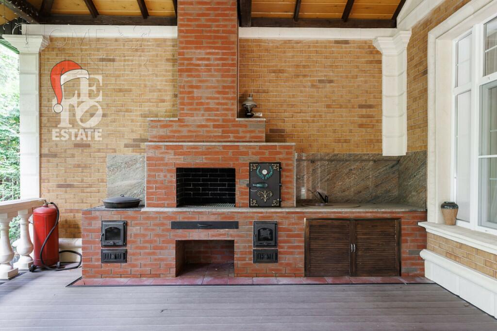 2-этажный коттедж 1 556 м² с отделкой