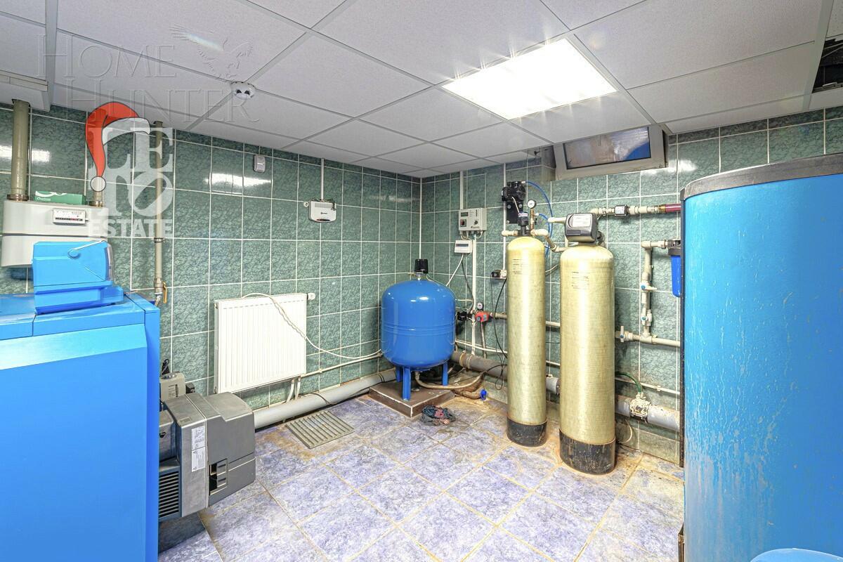 3-этажный коттедж 742 м² с отделкой