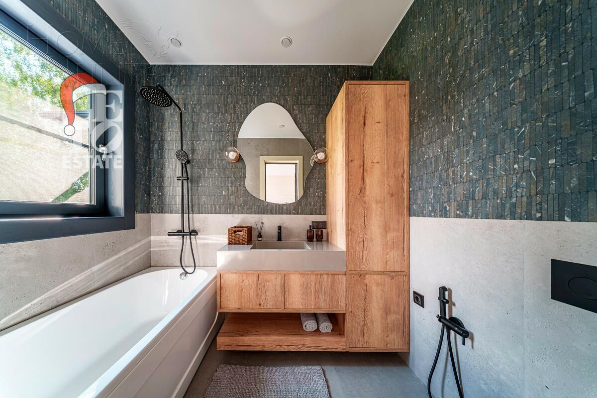 1-этажный коттедж 180 м² с отделкой