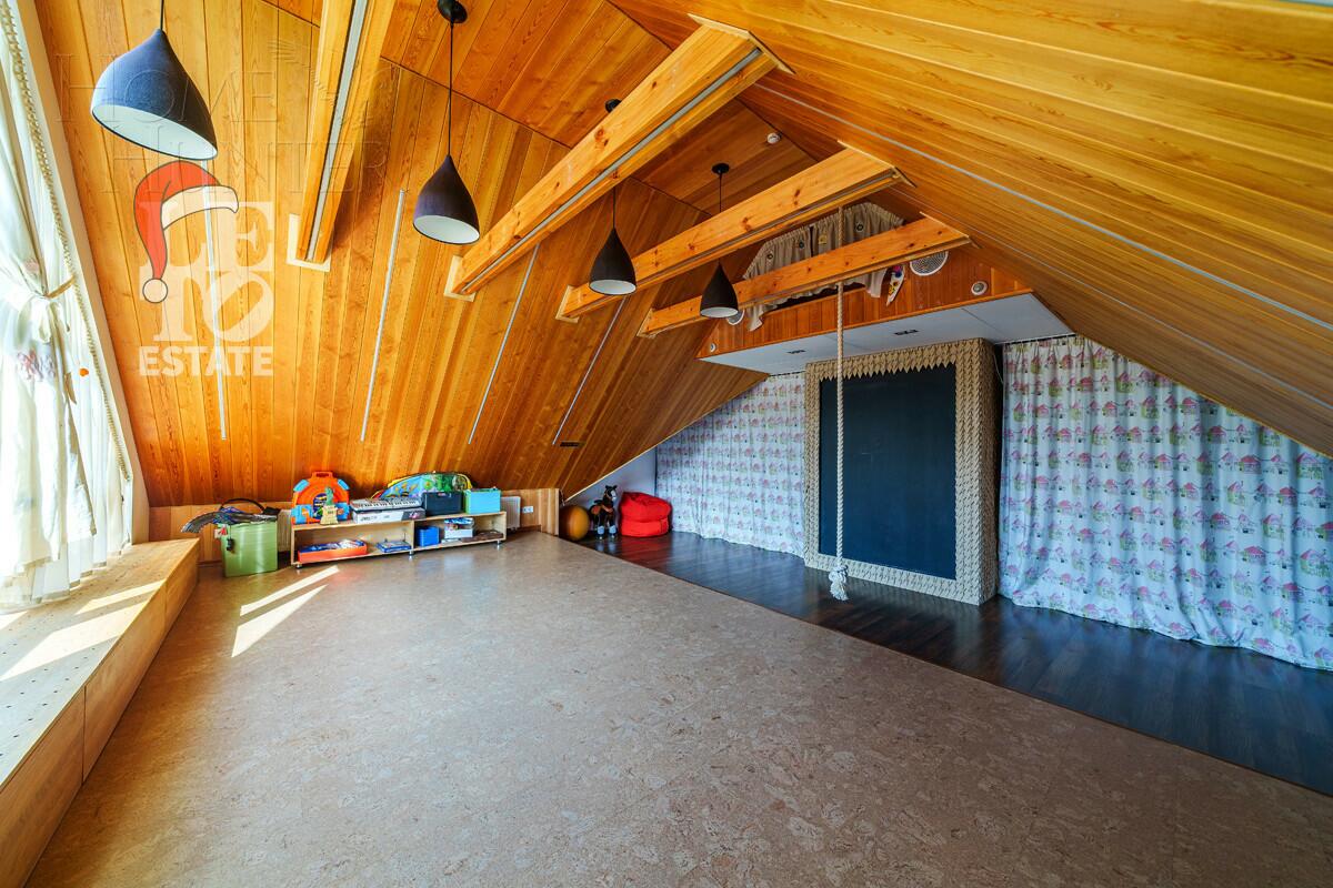 3-этажный коттедж 500 м² с отделкой