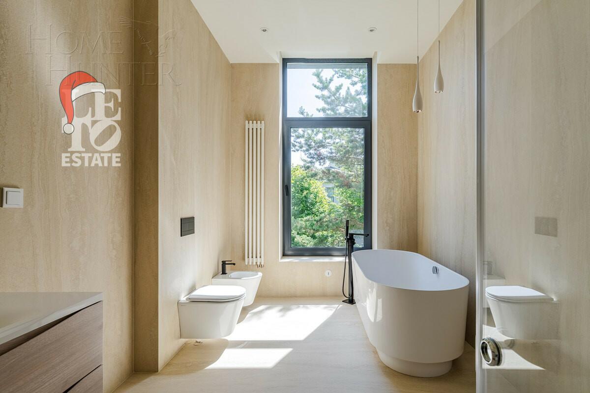 2-этажный коттедж 747 м² с отделкой