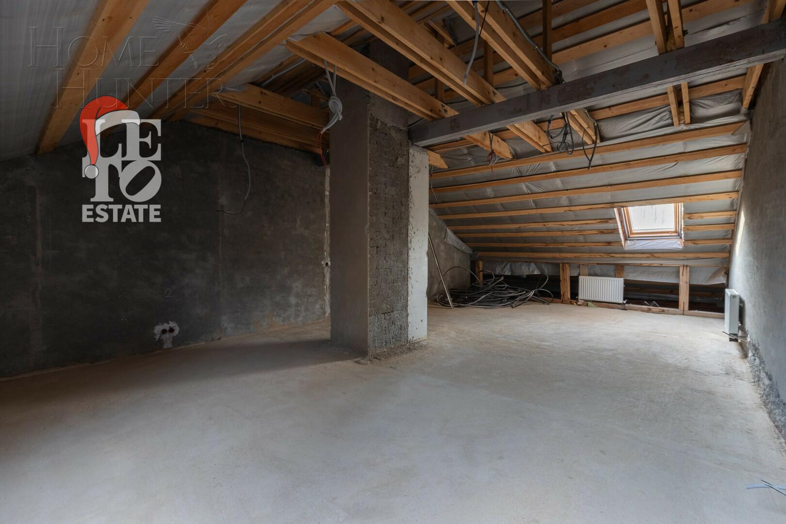 3-этажный коттедж 950 м² без отделки