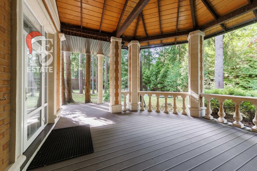 2-этажный коттедж 1 556 м² с отделкой