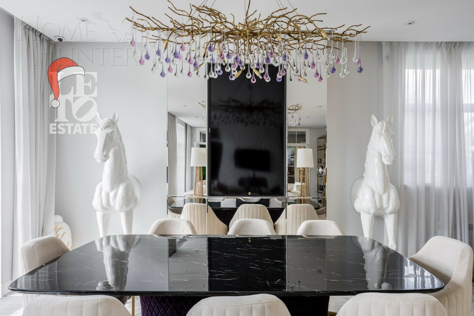 3-этажный коттедж 550 м² с отделкой