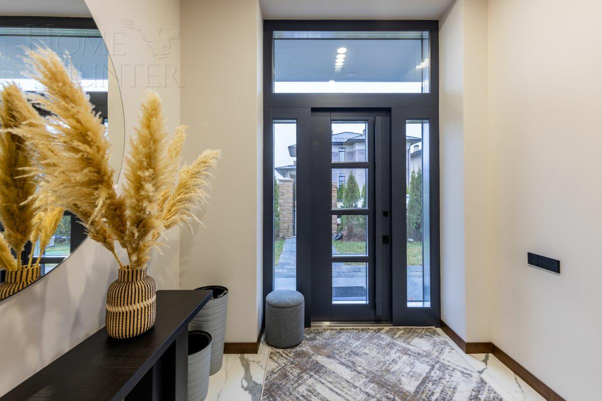 2-этажный коттедж 470 м² с отделкой