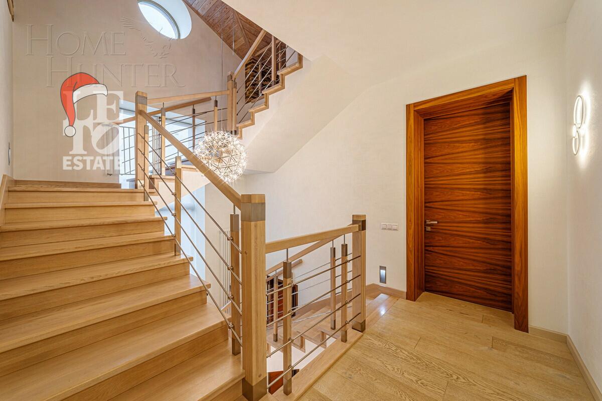 2-этажный коттедж 520 м² с отделкой