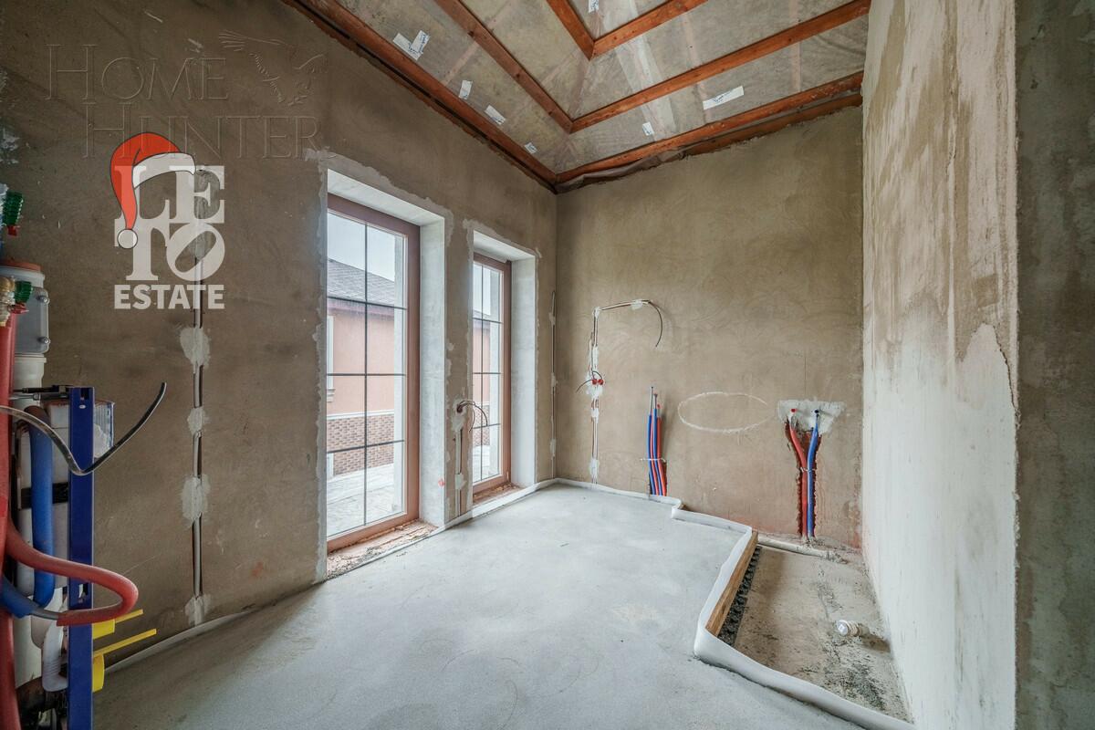 2-этажный коттедж 303 м² без отделки