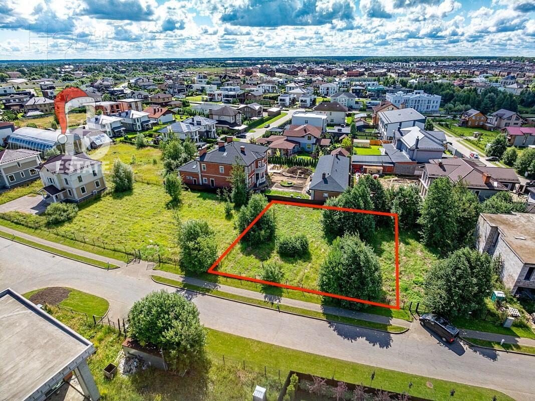 Участок 10.4 сот. в охраняемом поселке