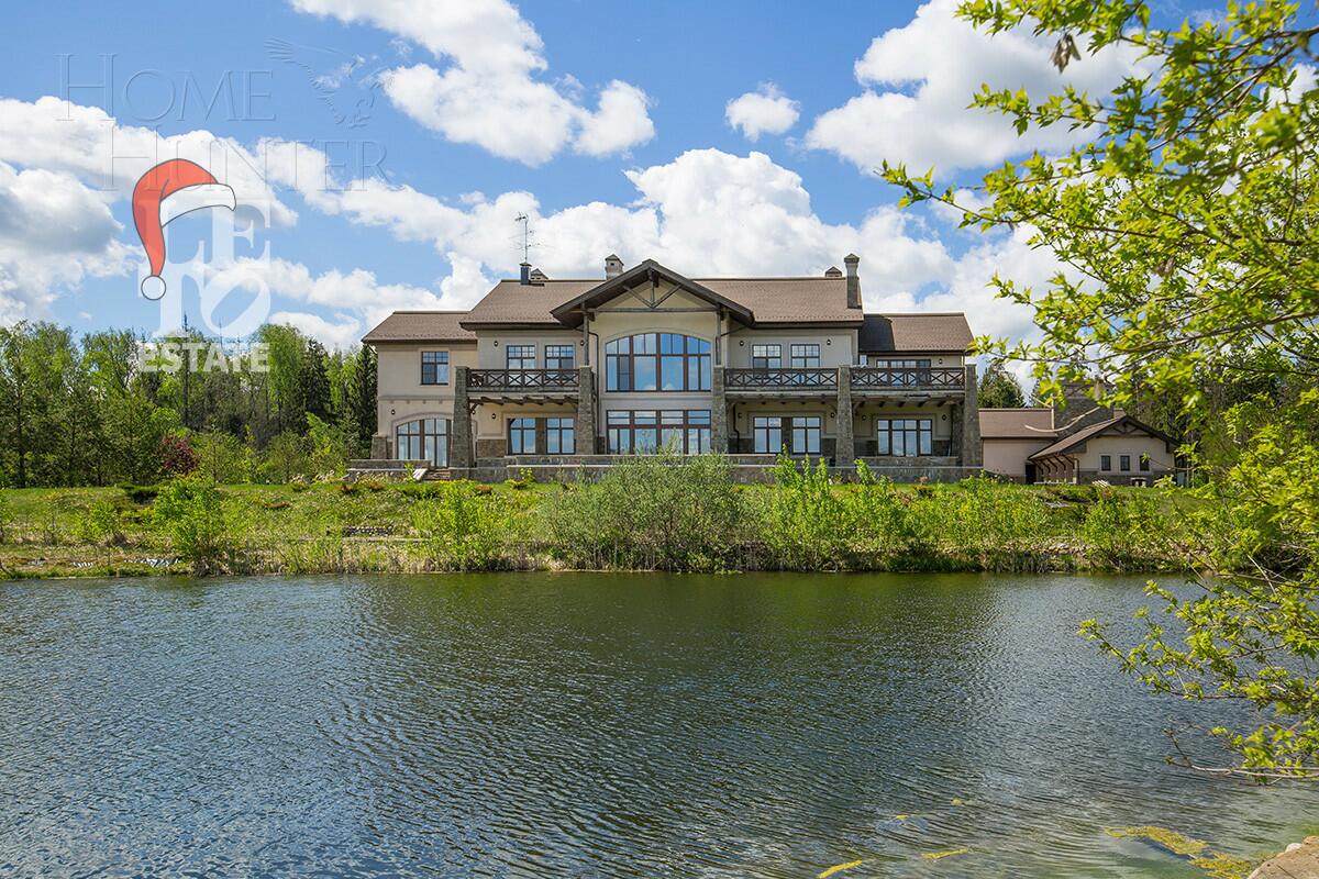 2-этажный коттедж 1 272.6 м² без отделки