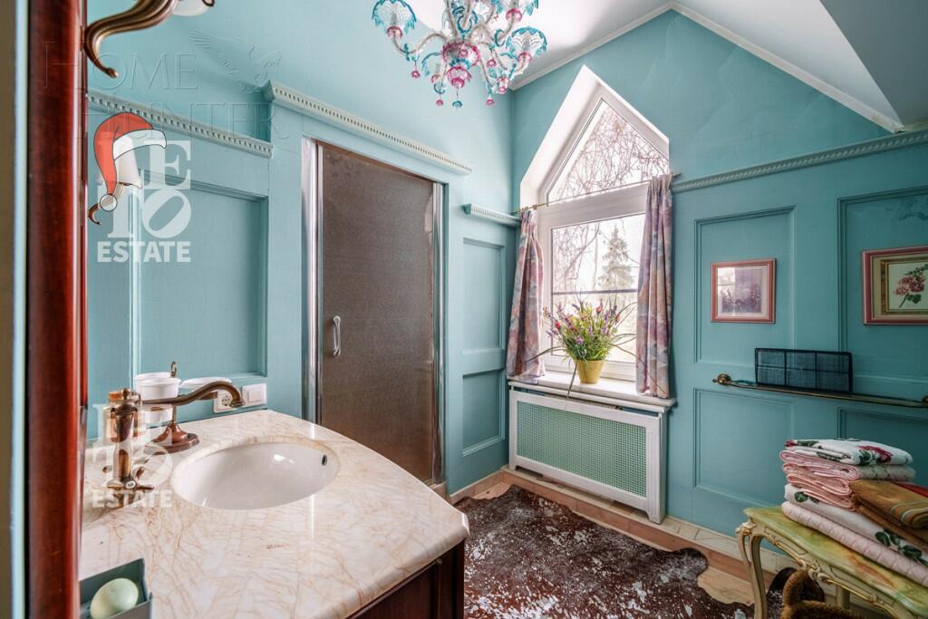 3-этажный коттедж 840 м² с отделкой