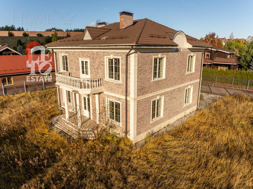 2-этажный коттедж 460 м² без отделки