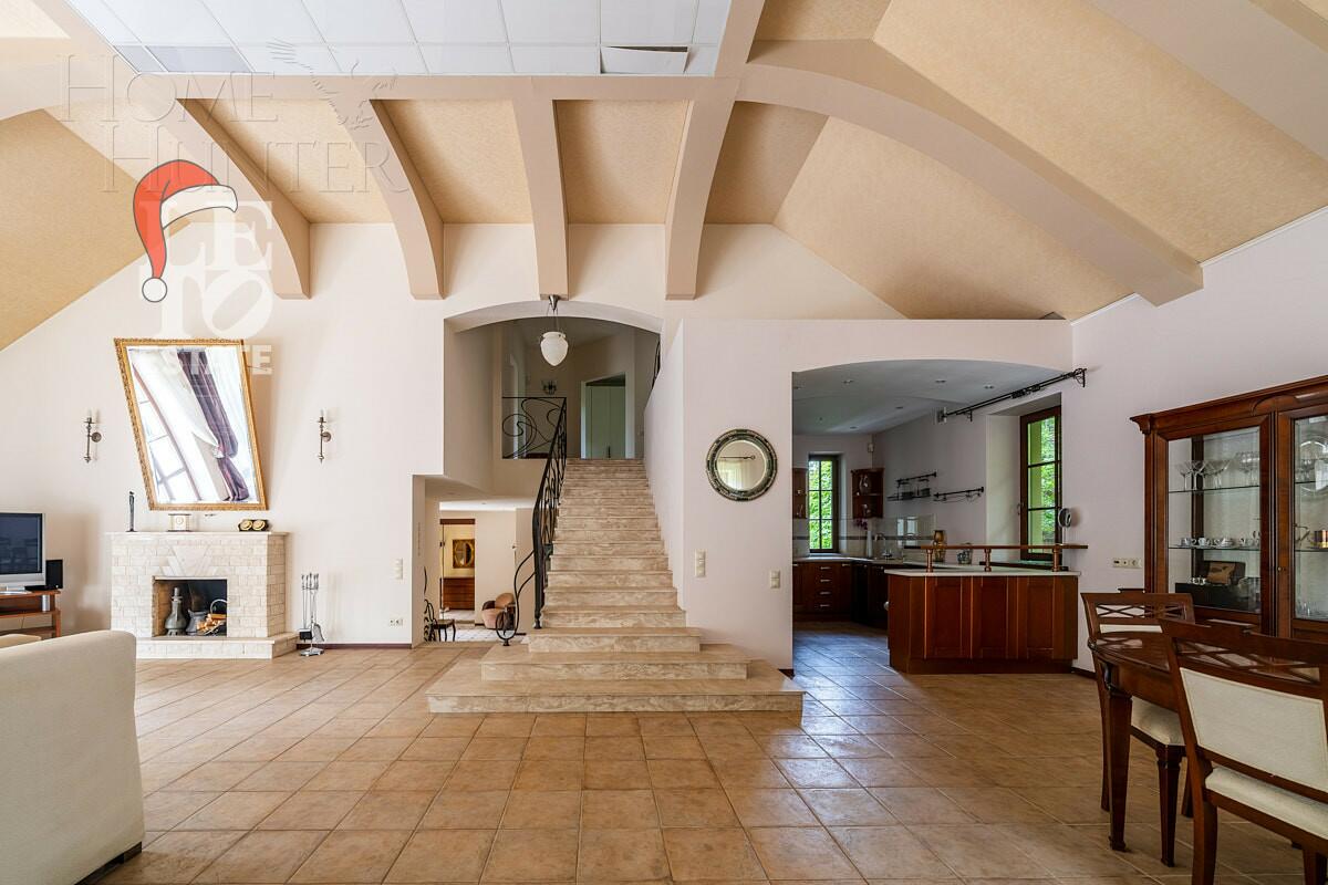 2-этажный коттедж 650 м² с отделкой