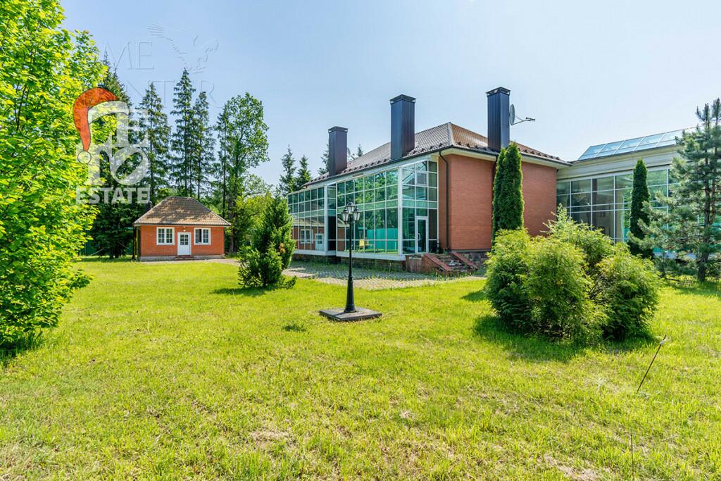 2-этажный коттедж 3 817 м² с отделкой