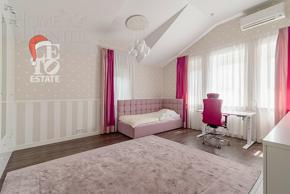 2-этажный коттедж 700 м² с отделкой