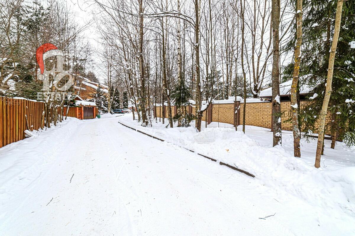 3-этажный коттедж 742 м² с отделкой