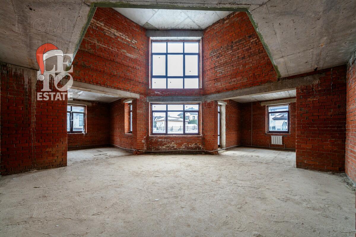 2-этажный коттедж 820 м² без отделки