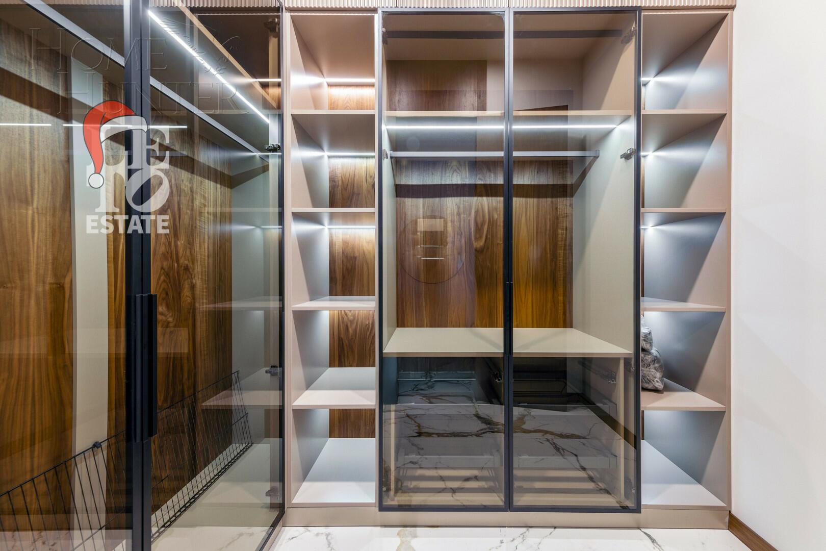 2-этажный коттедж 731 м² с отделкой