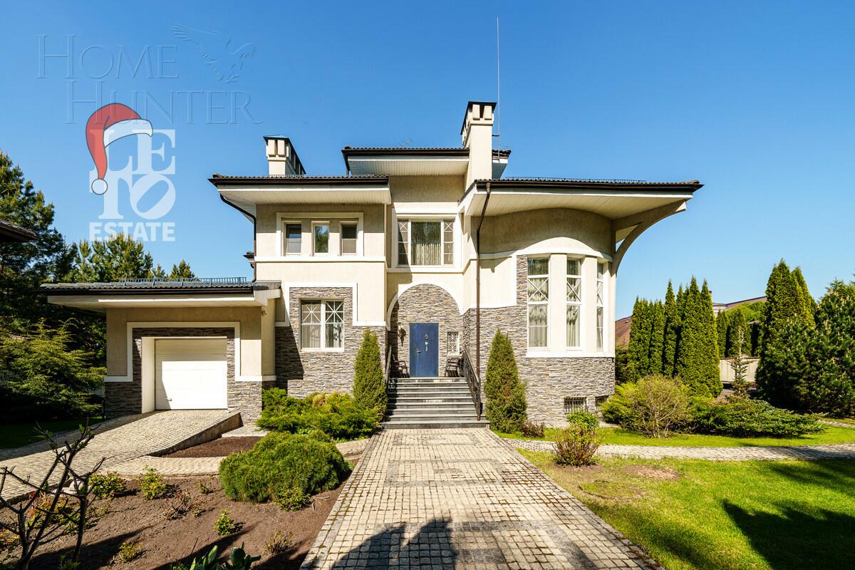 2-этажный коттедж 680 м² с отделкой