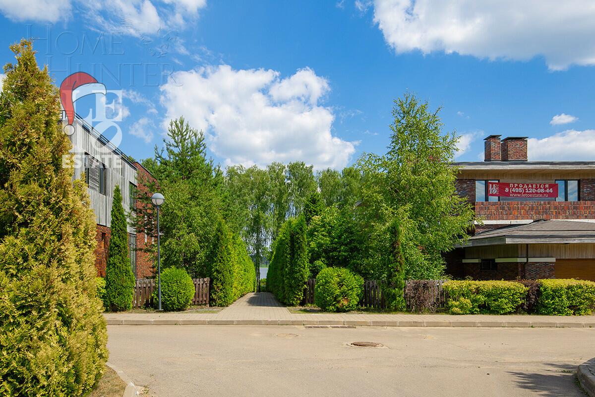 2-этажный коттедж 691.4 м² без отделки