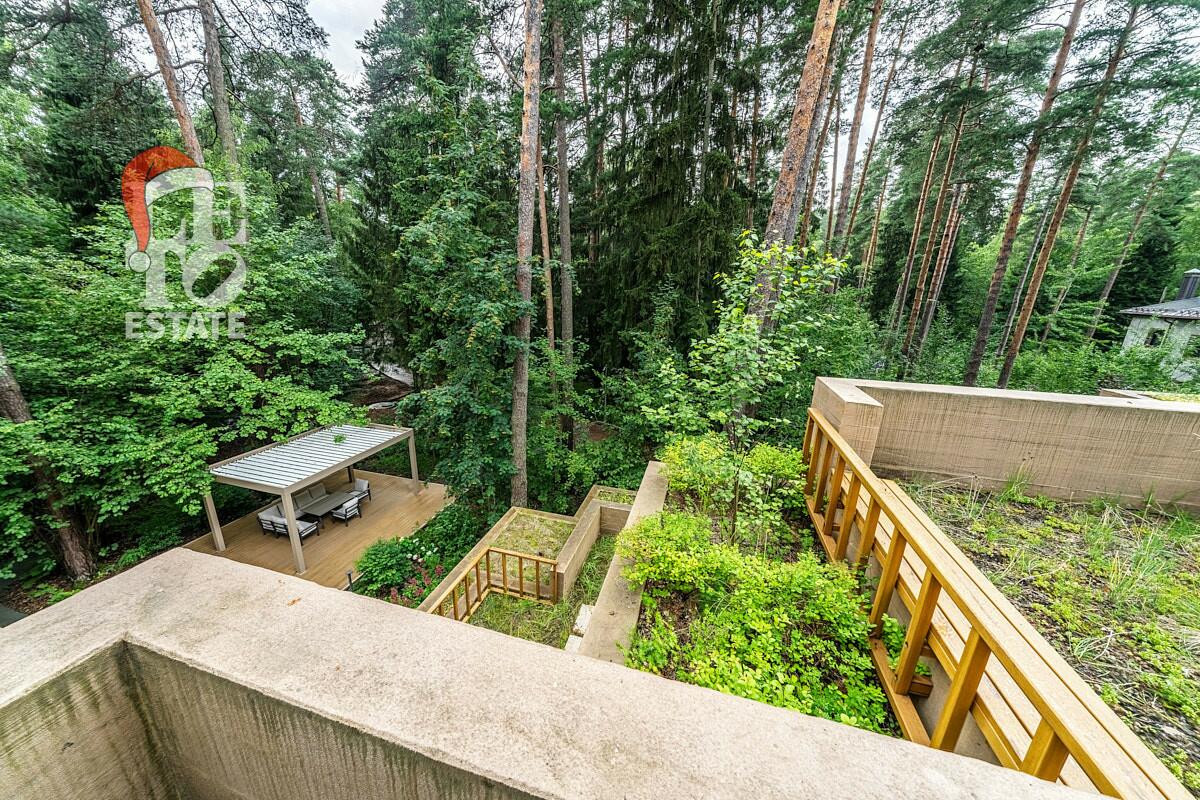 2-этажный коттедж 1 330 м² с отделкой